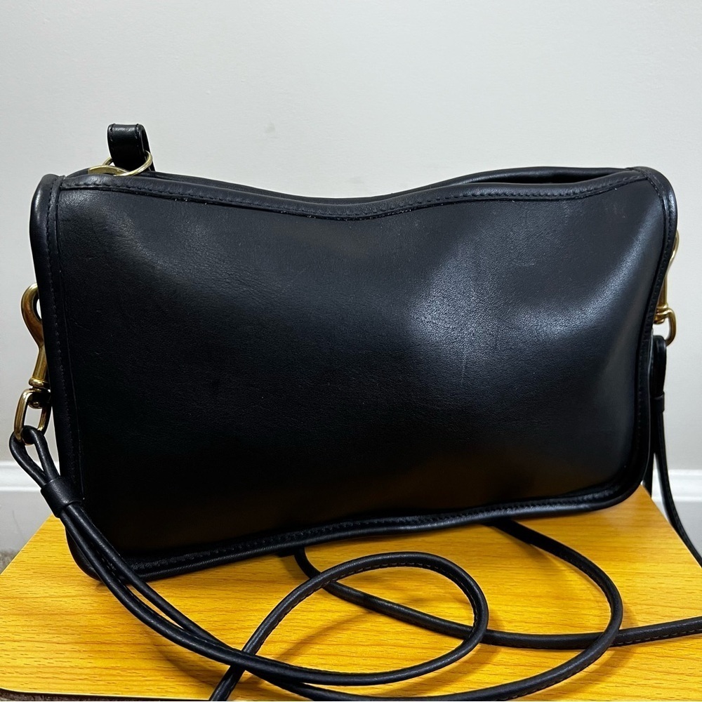 COACH | Vintage Bonnie Cashin Leather Bag - Picture 7 of 12